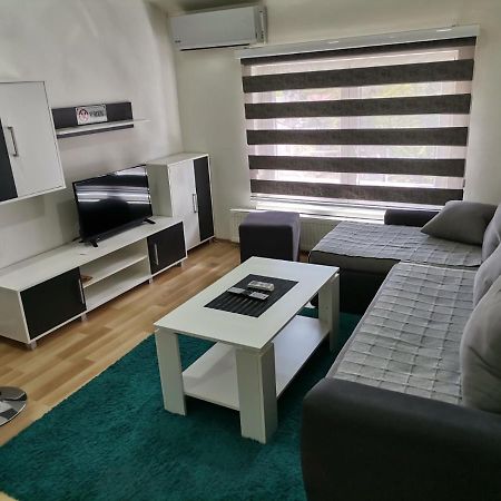 Centar Apartman Enmi 111 Баня Лука Екстериор снимка