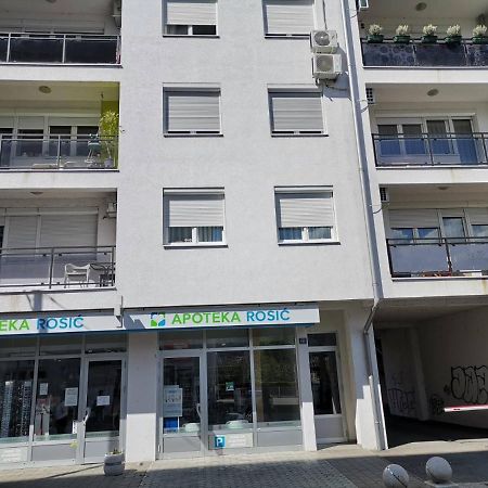 Centar Apartman Enmi 111 Баня Лука Екстериор снимка