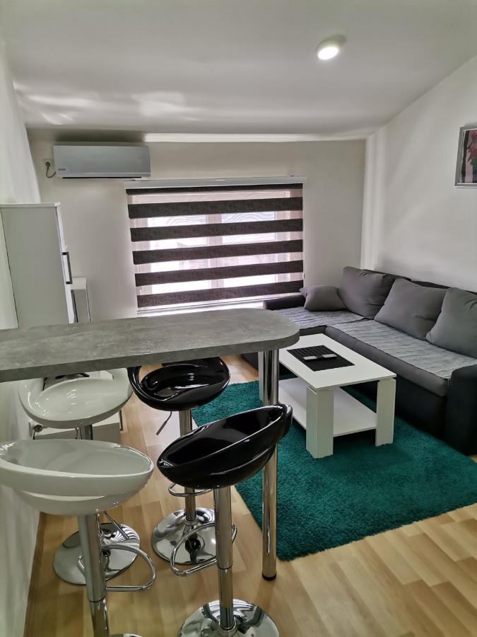 Centar Apartman Enmi 111 Баня Лука Екстериор снимка