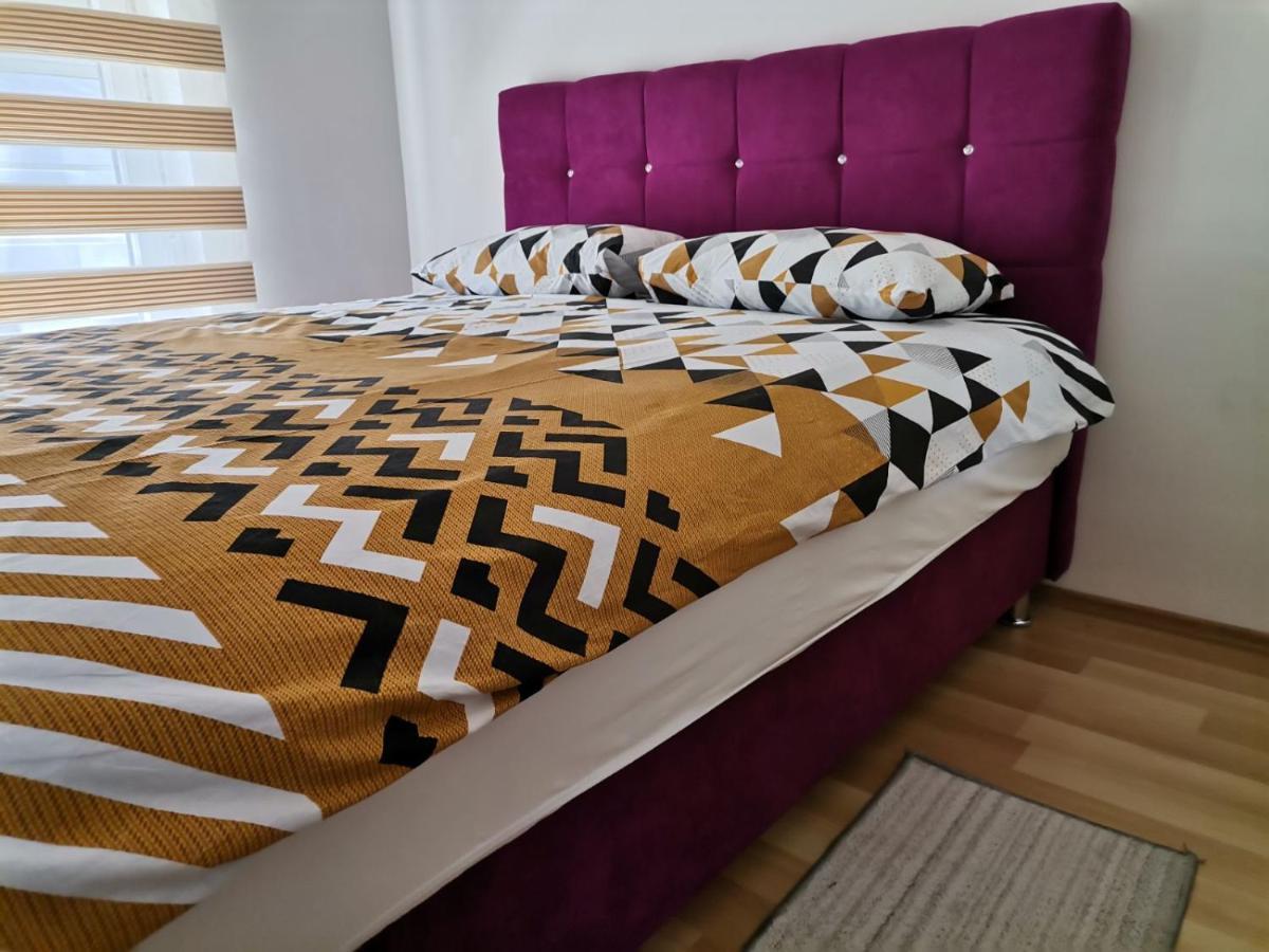 Centar Apartman Enmi 111 Баня Лука Екстериор снимка